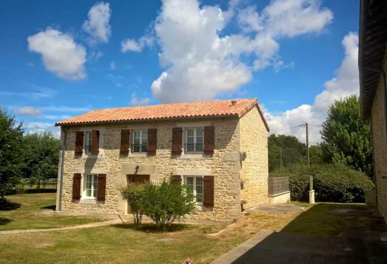 Le Refuge Villa Champagné-Saint-Hilaire Dış mekan fotoğraf